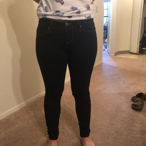 No boundaries skinny jeans